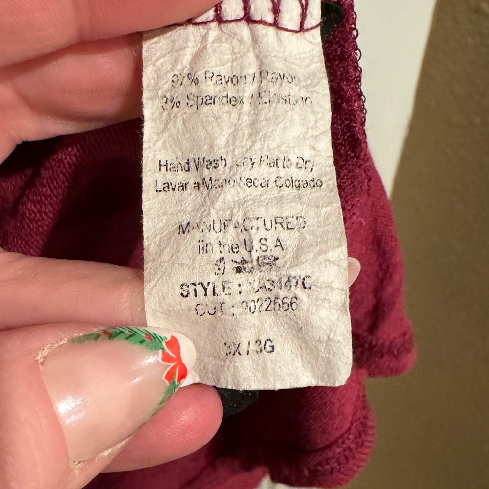 Boutique Raspberry Cardigan - Picture 3 of 3